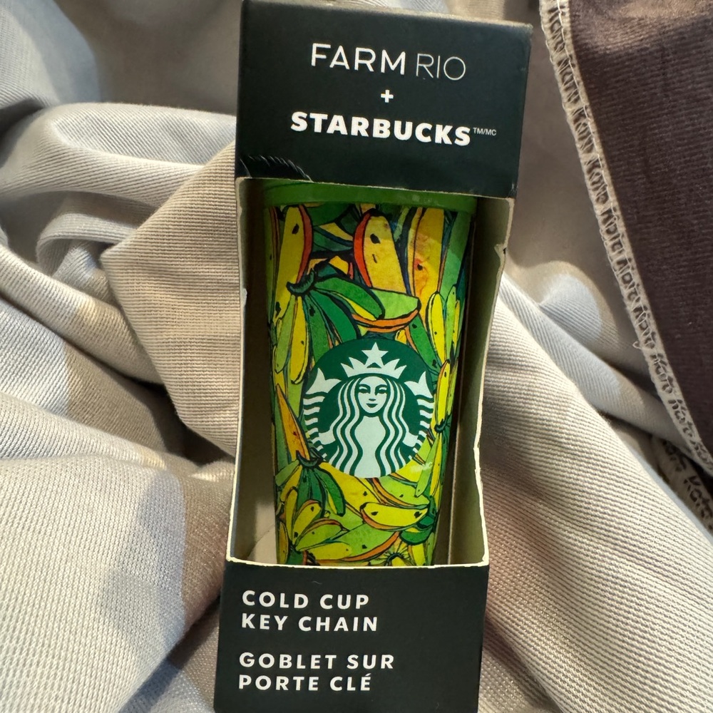 FARM RIO‎ x Starbucks Banana Print Green Key Chain